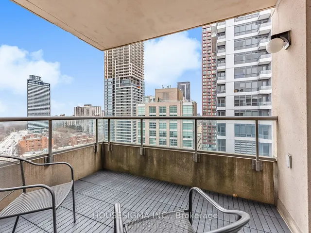 Additional property image - 388 Bloor St Unit 2001