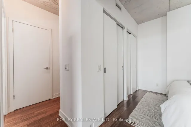 Additional property image - 2 Gladstone Ave Unit 704