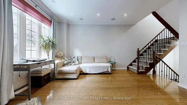 Additional property image - 11 Everson Dr Unit 303
