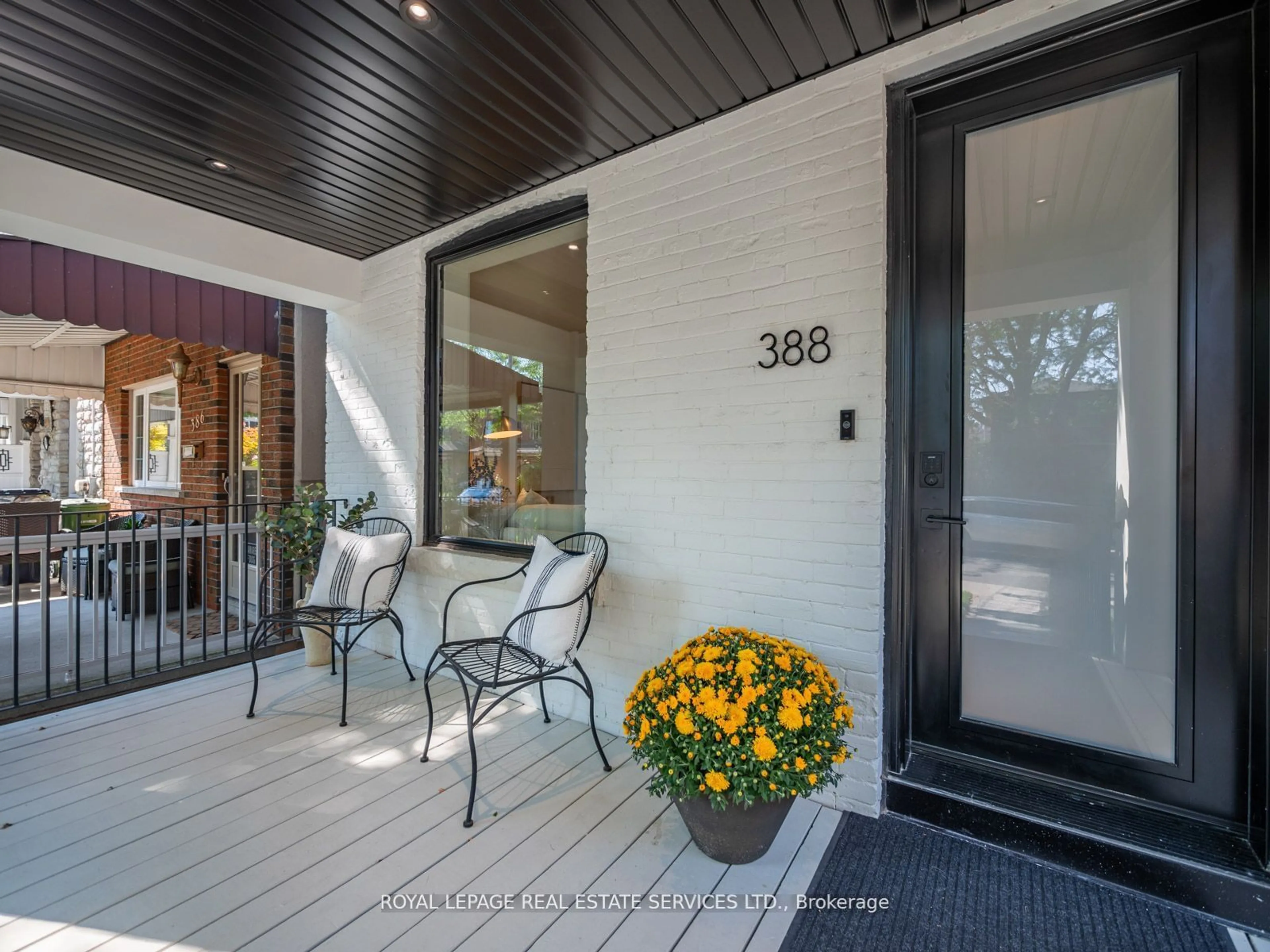 Indoor entryway for 388 St Clarens Ave, Toronto Ontario M6H 3W3