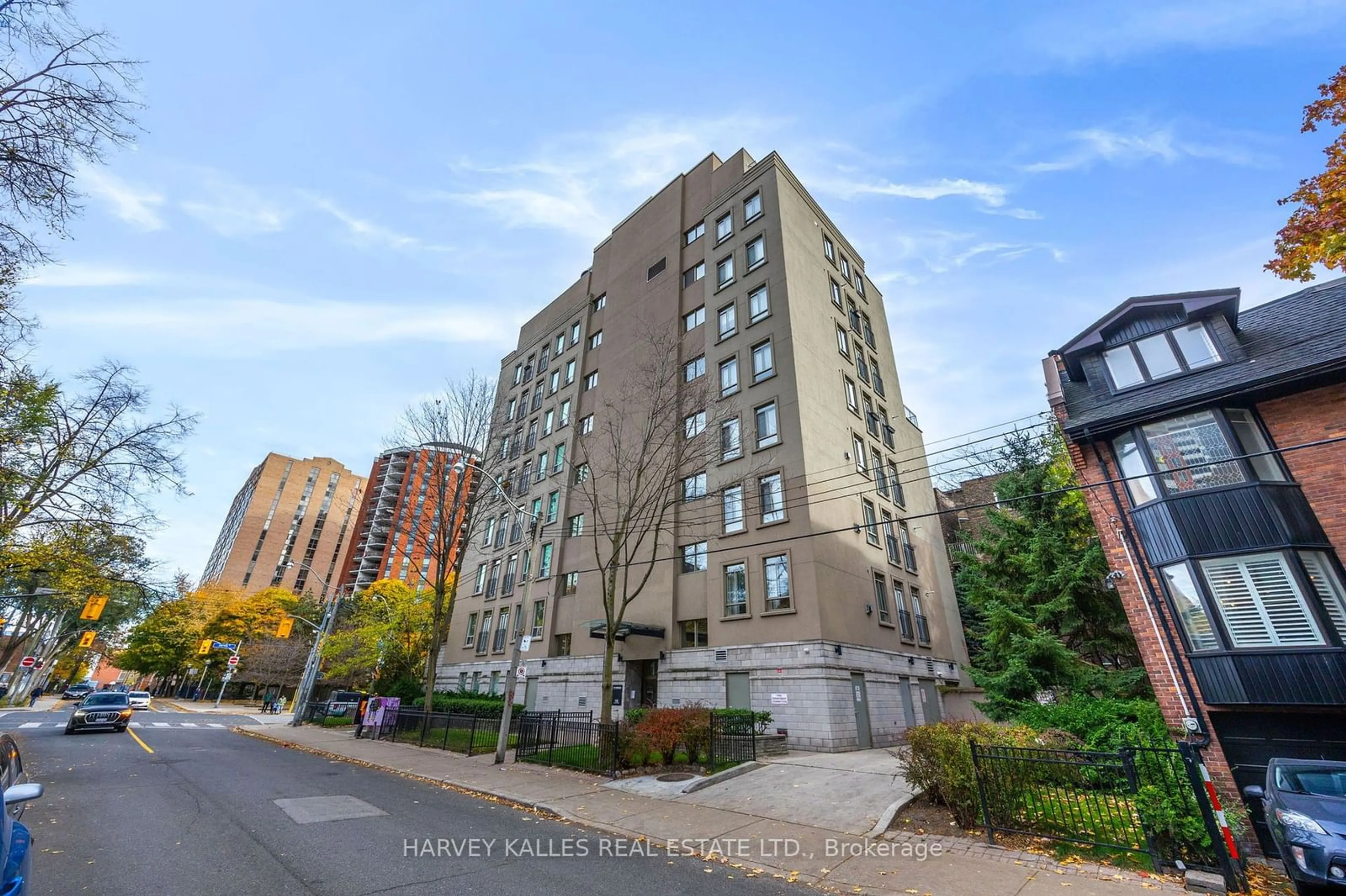 A pic from outside/outdoor area/front of a property/back of a property/a pic from drone, unknown for 135 Maitland St #205, Toronto Ontario M4Y 1E5