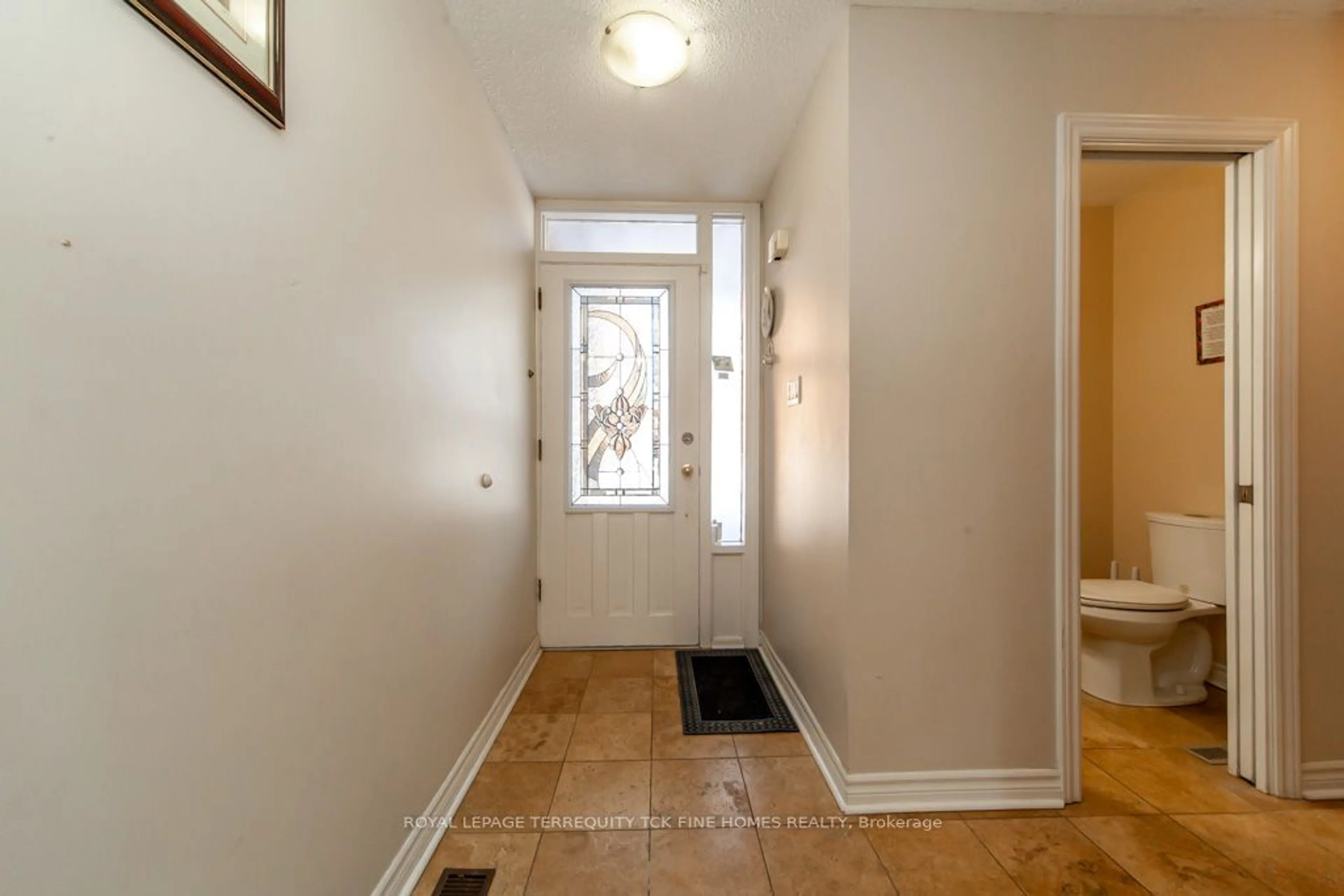 Indoor entryway for 79 Black Hawk Way, Toronto Ontario M2R 3L7