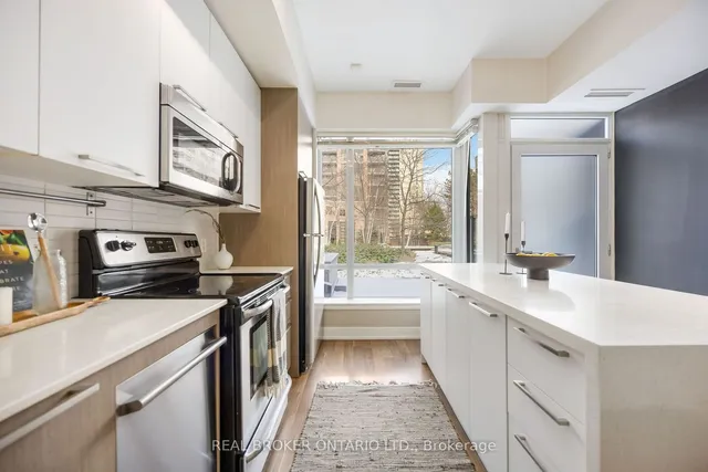 Additional property image - 23 Sheppard Ave Unit TH12