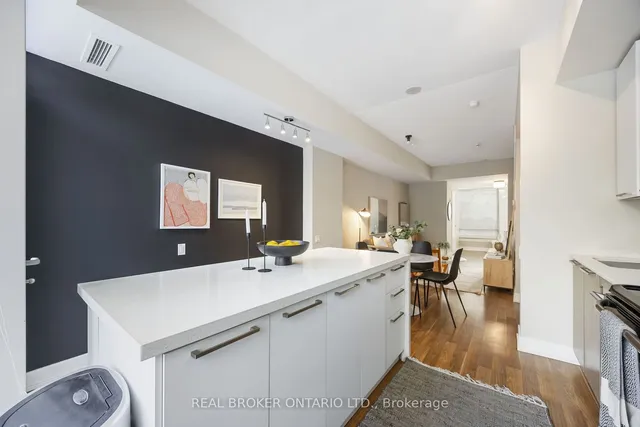 Additional property image - 23 Sheppard Ave Unit TH12
