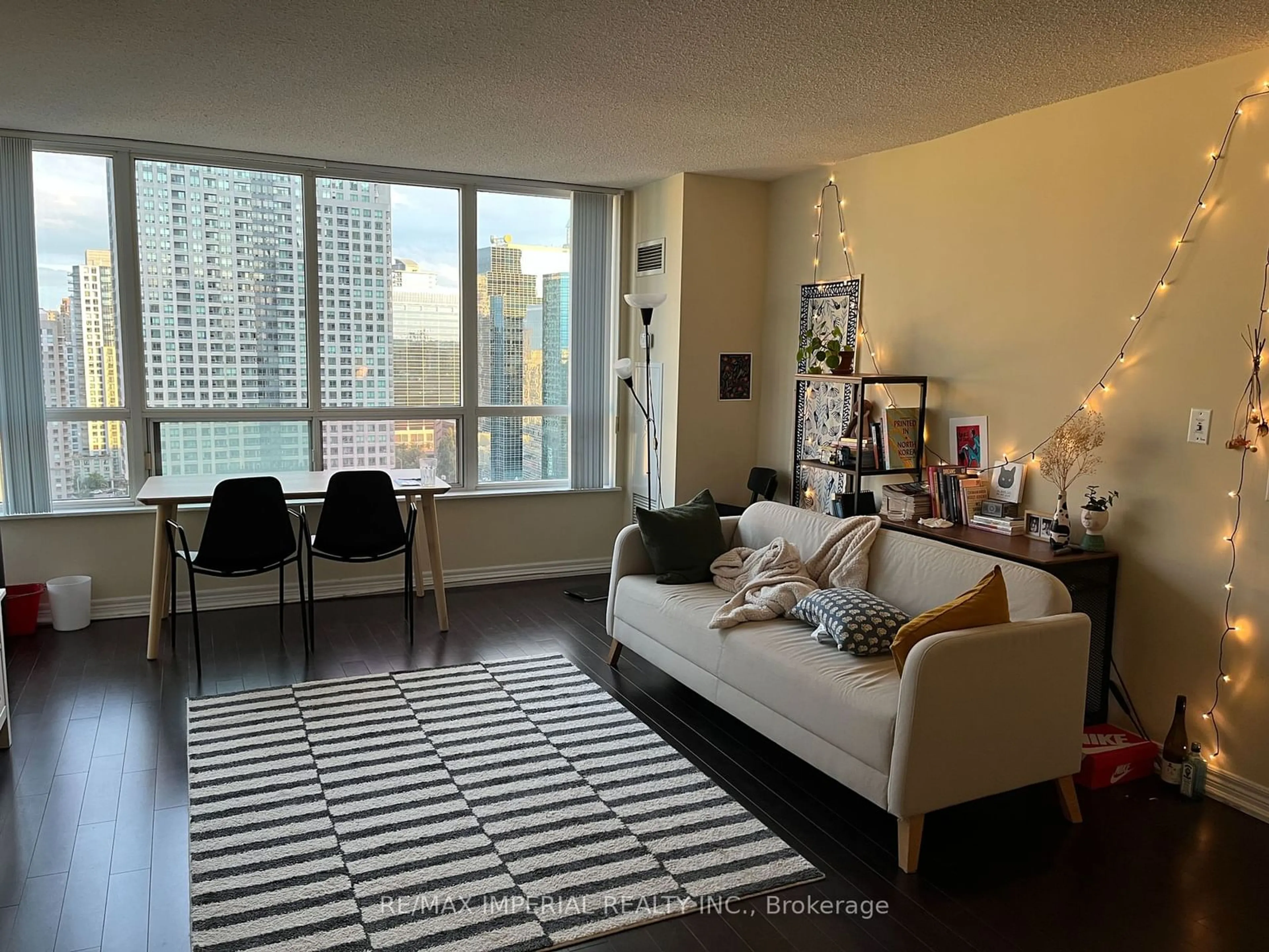 Living room with furniture, unknown for 18 Parkview Ave #2506, Toronto Ontario M2N 7H7