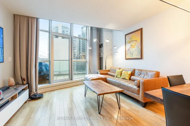 Additional image 31 of 36 Blue Jays Way Unit 714
