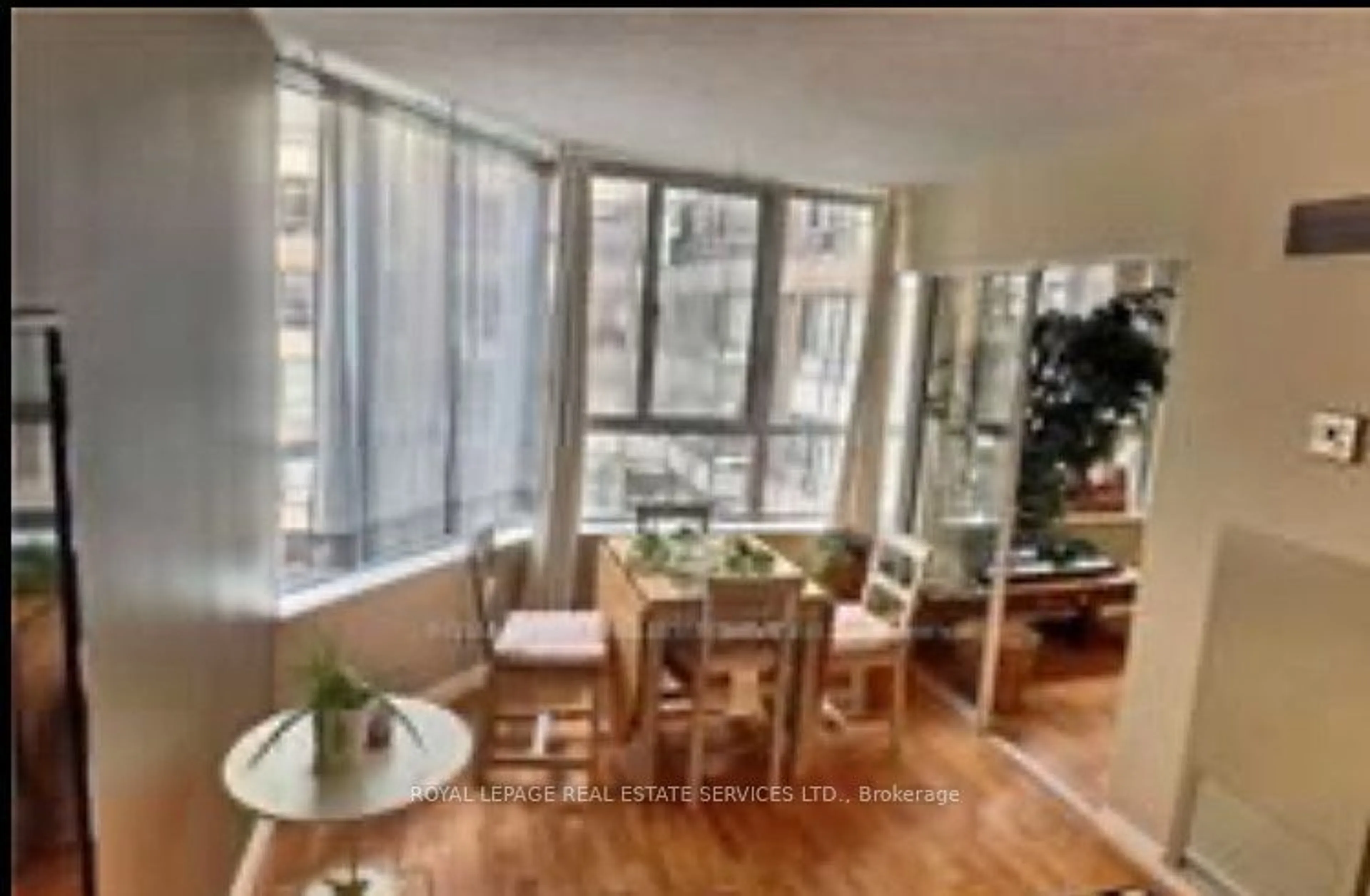 A pic of a room for 717 Bay St #1002, Toronto Ontario M5G 2J9