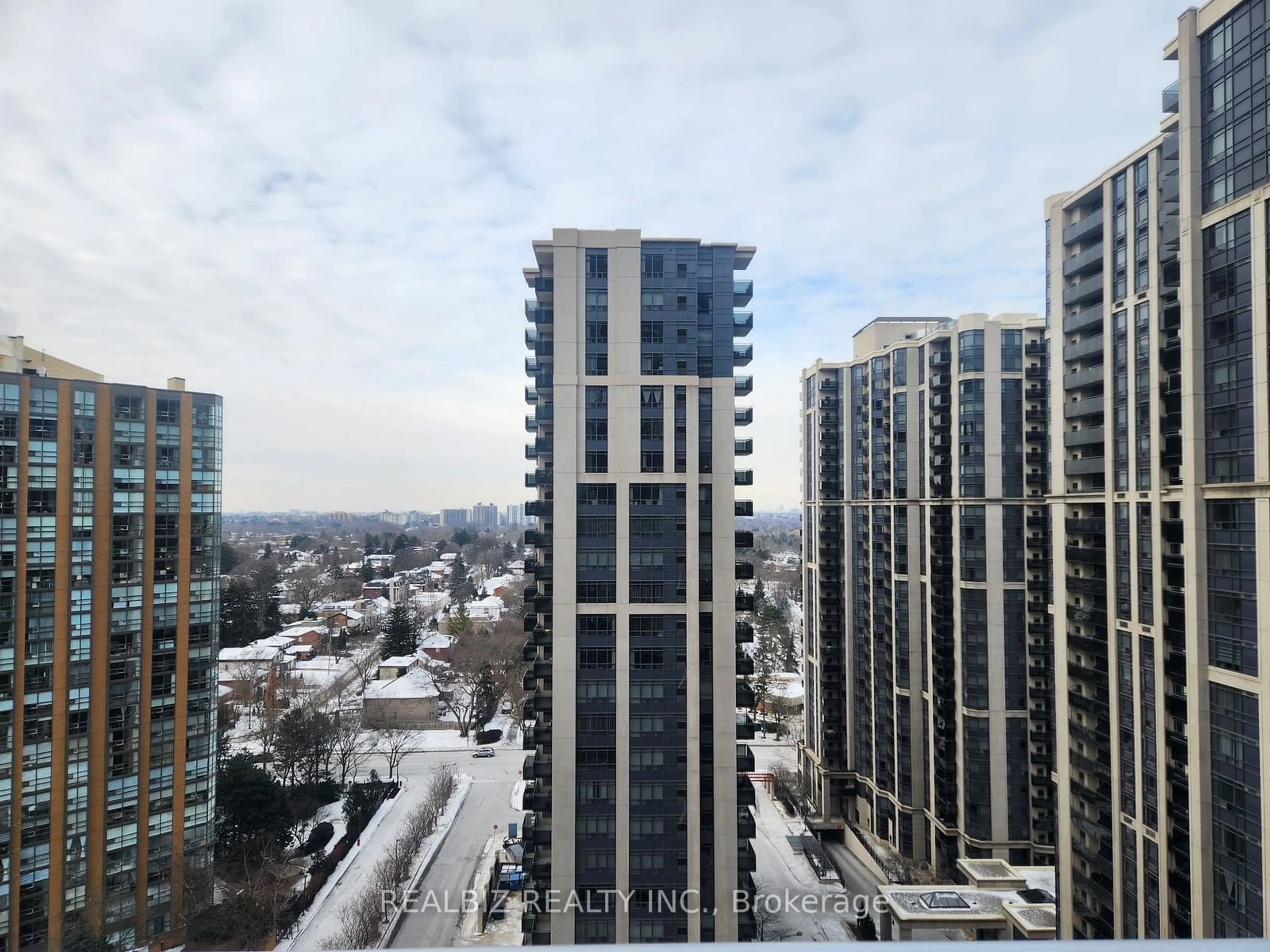 A pic from outside/outdoor area/front of a property/back of a property/a pic from drone, city buildings view from balcony for 4968 Yonge St #2116, Toronto Ontario M2N 7G9