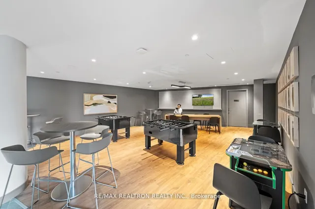 Additional property image - 48 Power St Unit 1810