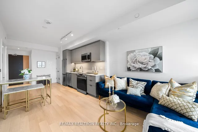 Additional property image - 48 Power St Unit 1810