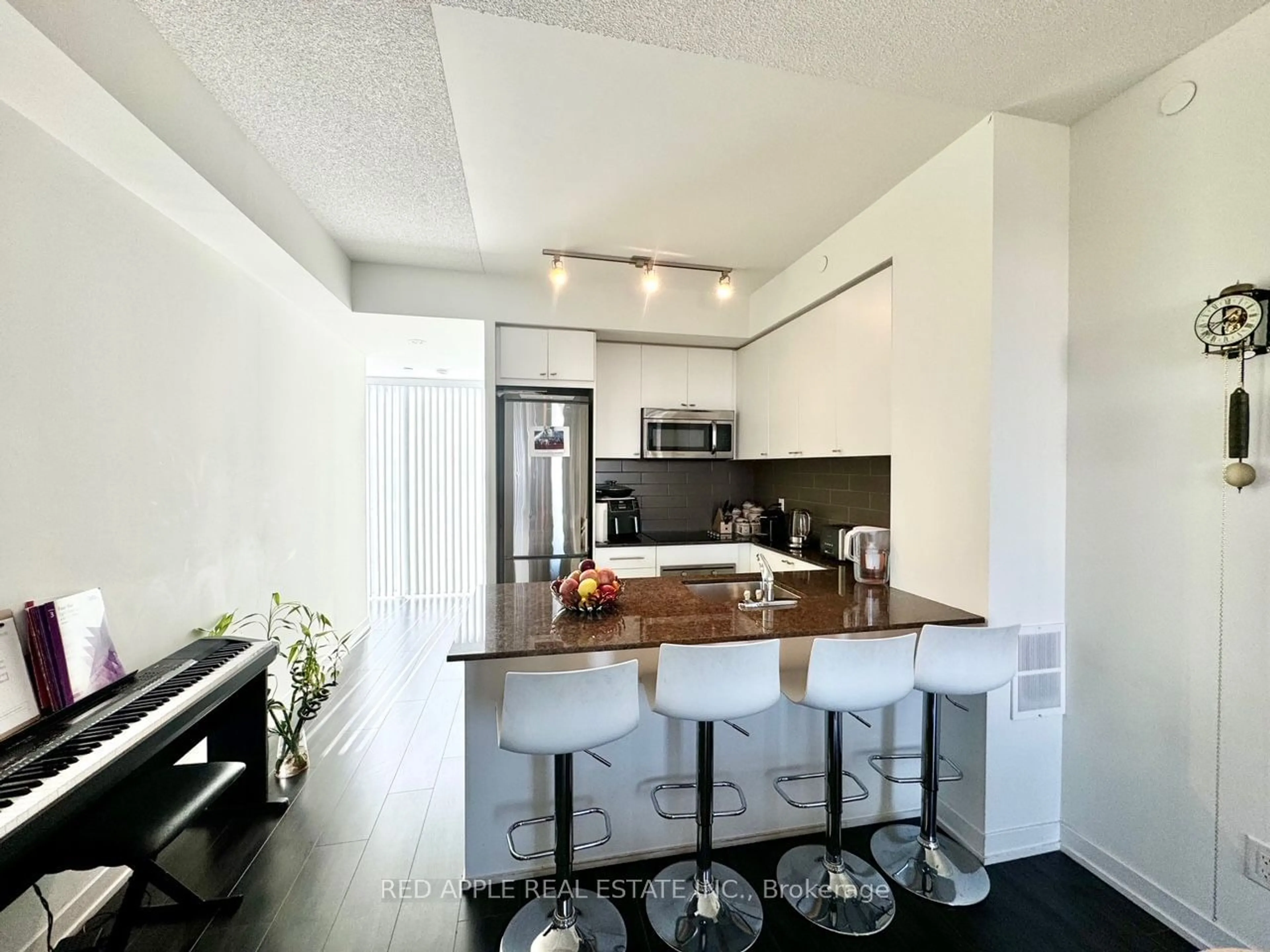 Open concept kitchen, unknown for 18 Rean Dr #306, Toronto Ontario M2K 0C7