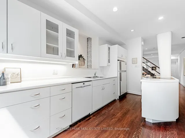 Additional property image - 39 Hillsboro Ave