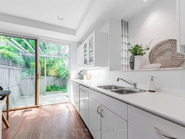 Additional property image - 39 Hillsboro Ave