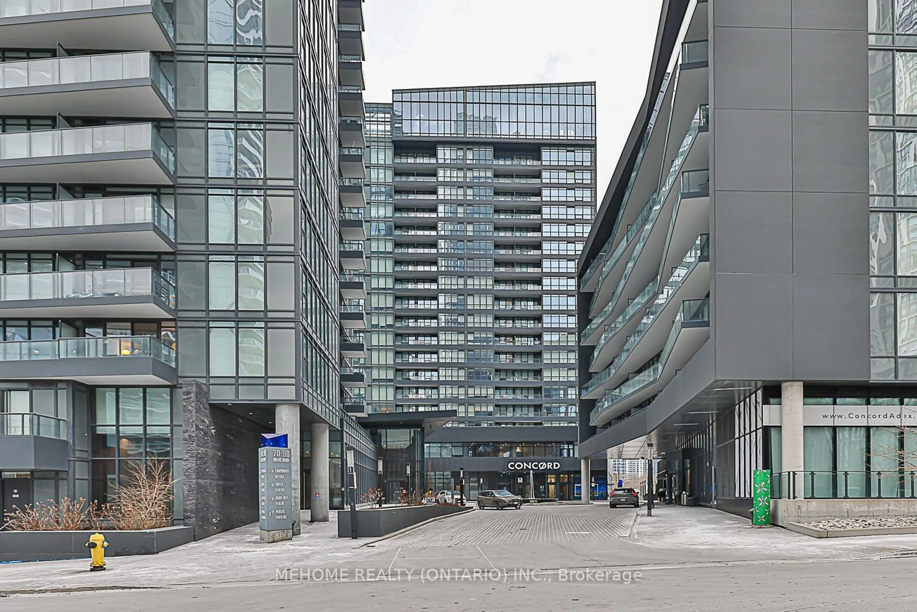 Indoor foyer for 80 Queens Wharf Rd #808, Toronto Ontario M5V 0J3