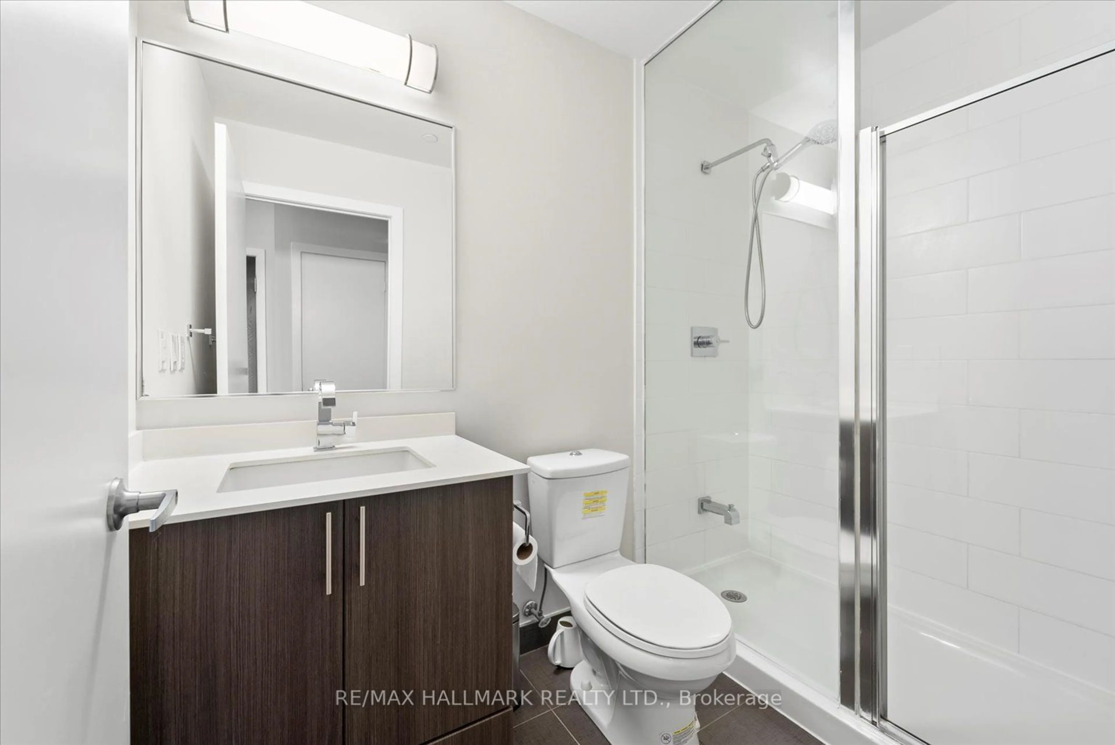 Standard bathroom, unknown for 225 Sackville St #Ph2606, Toronto Ontario M5A 3H1