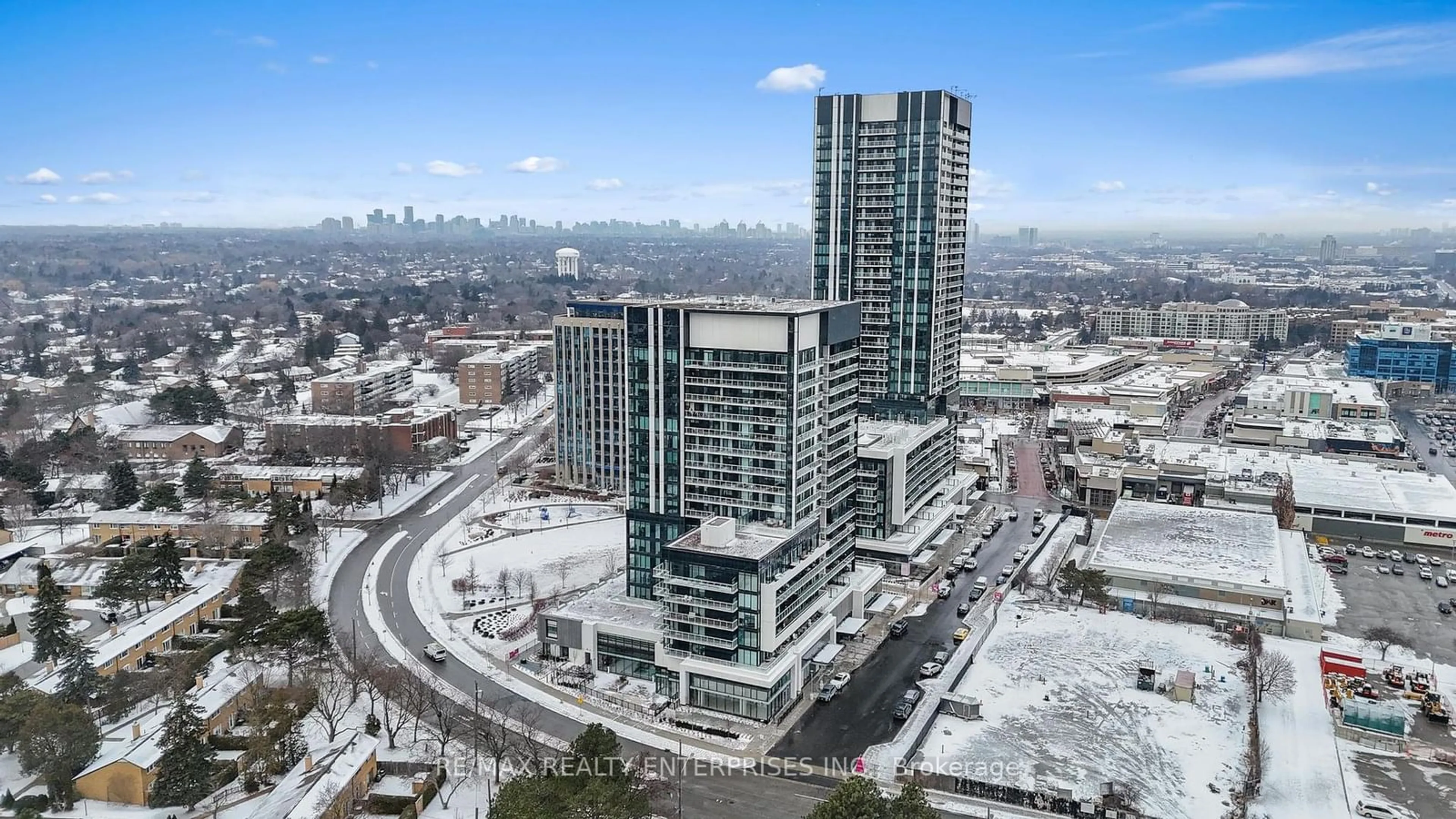 A pic from outside/outdoor area/front of a property/back of a property/a pic from drone, city buildings view from balcony for 20 O'Neill Rd #338, Toronto Ontario M3C 0R2