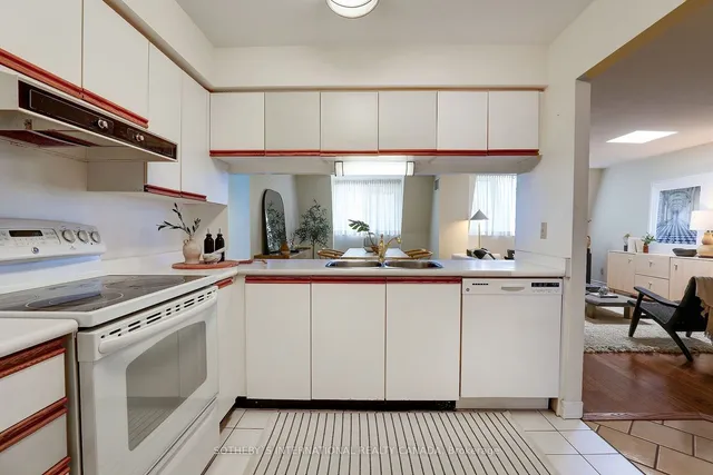 Additional property image - 356 McRae Dr Unit 508