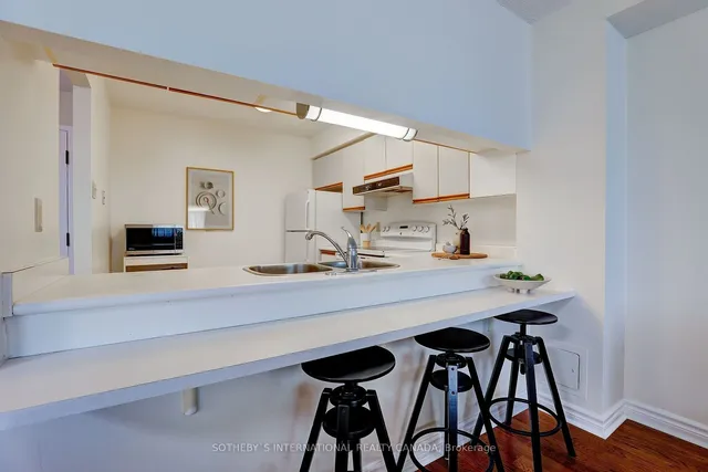 Additional property image - 356 McRae Dr Unit 508