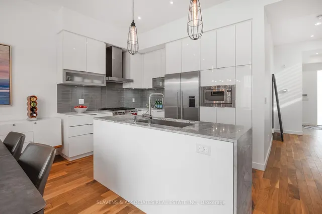 Additional property image - 480 Atlas Ave