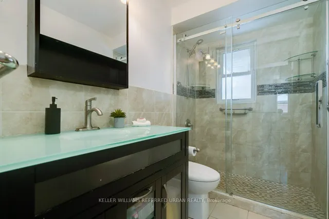 Additional property image - 30 Larabee Cres