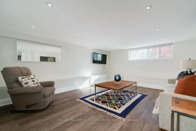Additional property image - 30 Larabee Cres