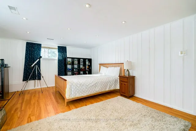 Additional property image - 30 Larabee Cres