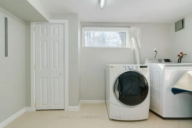Additional property image - 30 Larabee Cres