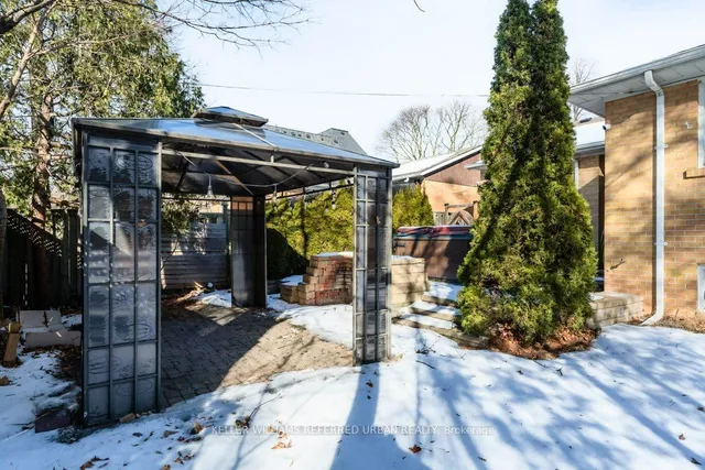 Additional property image - 30 Larabee Cres