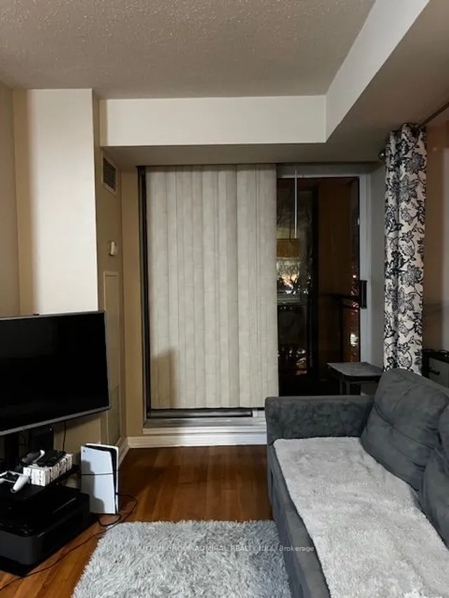 Additional property image - 5940 Yonge St Unit 512