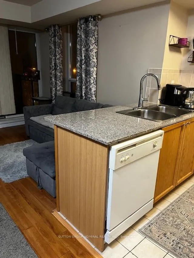 Additional property image - 5940 Yonge St Unit 512
