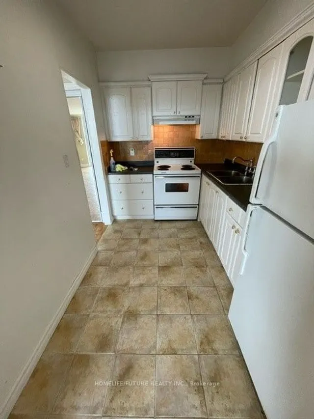 Additional property image - 40 Homewood Ave Unit Ph14