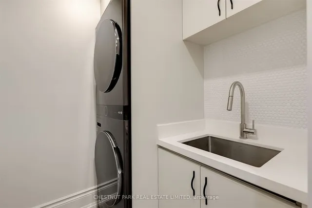 Additional property image - 539 Crawford St
