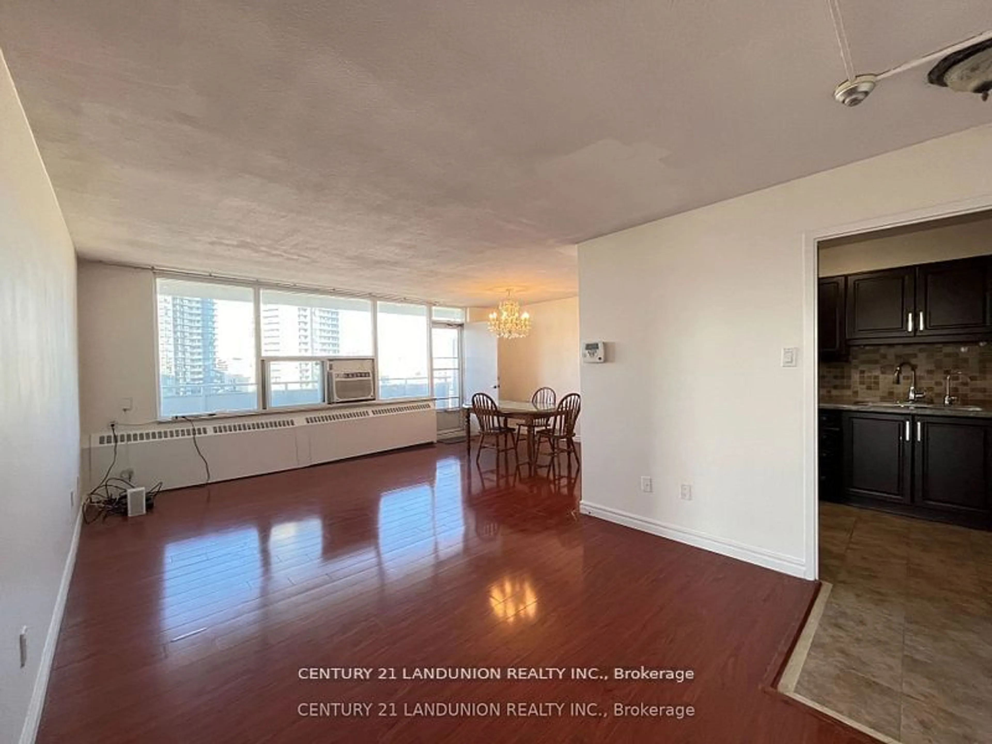 A pic of a room for 10 Parkway Forest Dr #1702, Toronto Ontario M2J 1L3