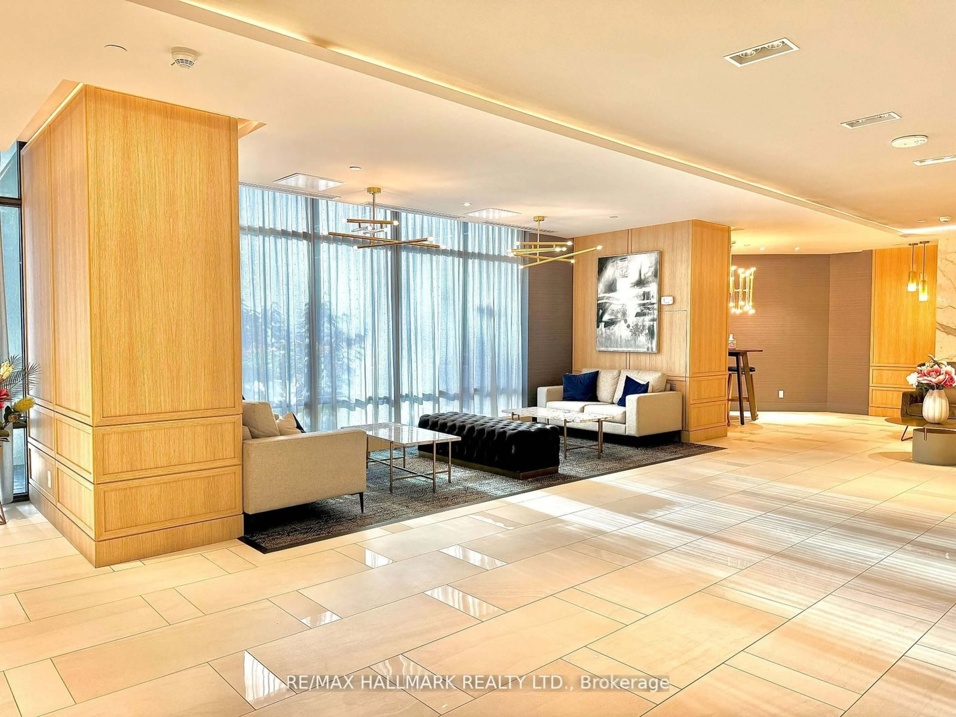 Lobby for 621 Sheppard Ave #221, Toronto Ontario M2K 1B5