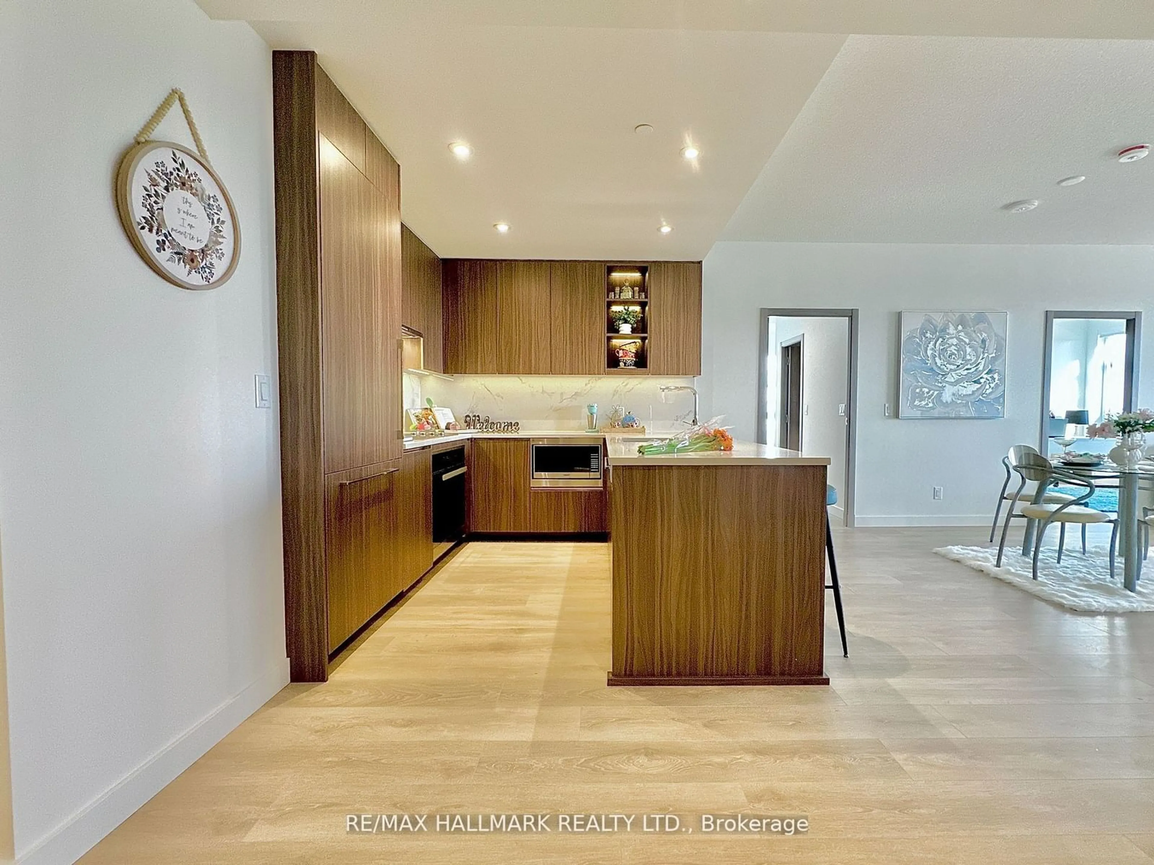 Contemporary kitchen, wood/laminate floor for 25 Mcmahon Dr #1902, Toronto Ontario M2K 0J1