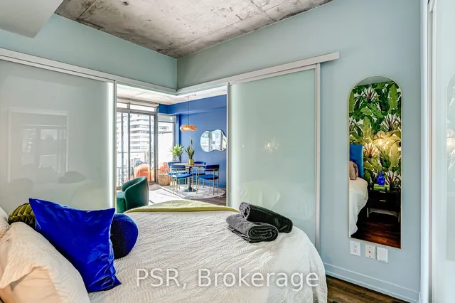 Additional property image - 95 Bathurst St Unit 816