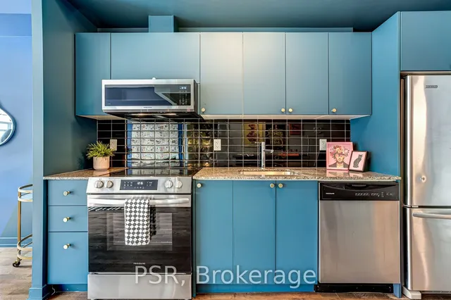 Additional property image - 95 Bathurst St Unit 816