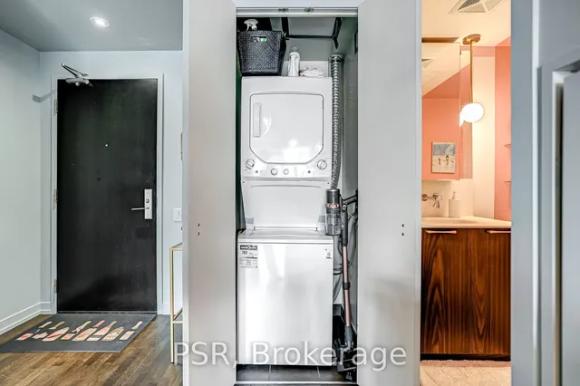 Additional property image - 95 Bathurst St Unit 816