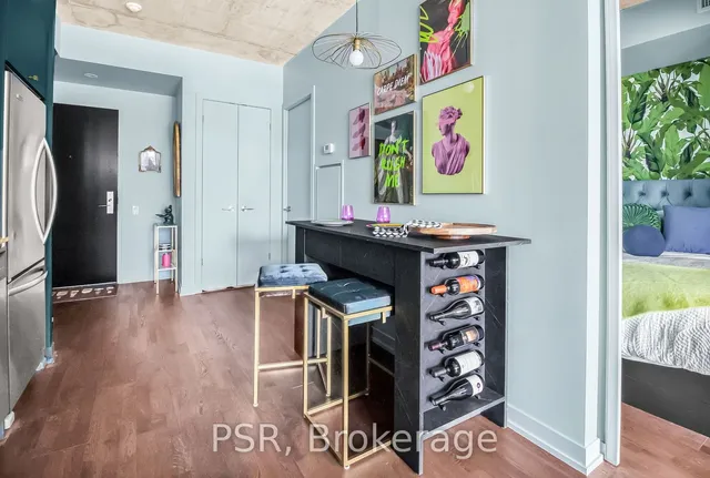 Additional property image - 95 Bathurst St Unit 816