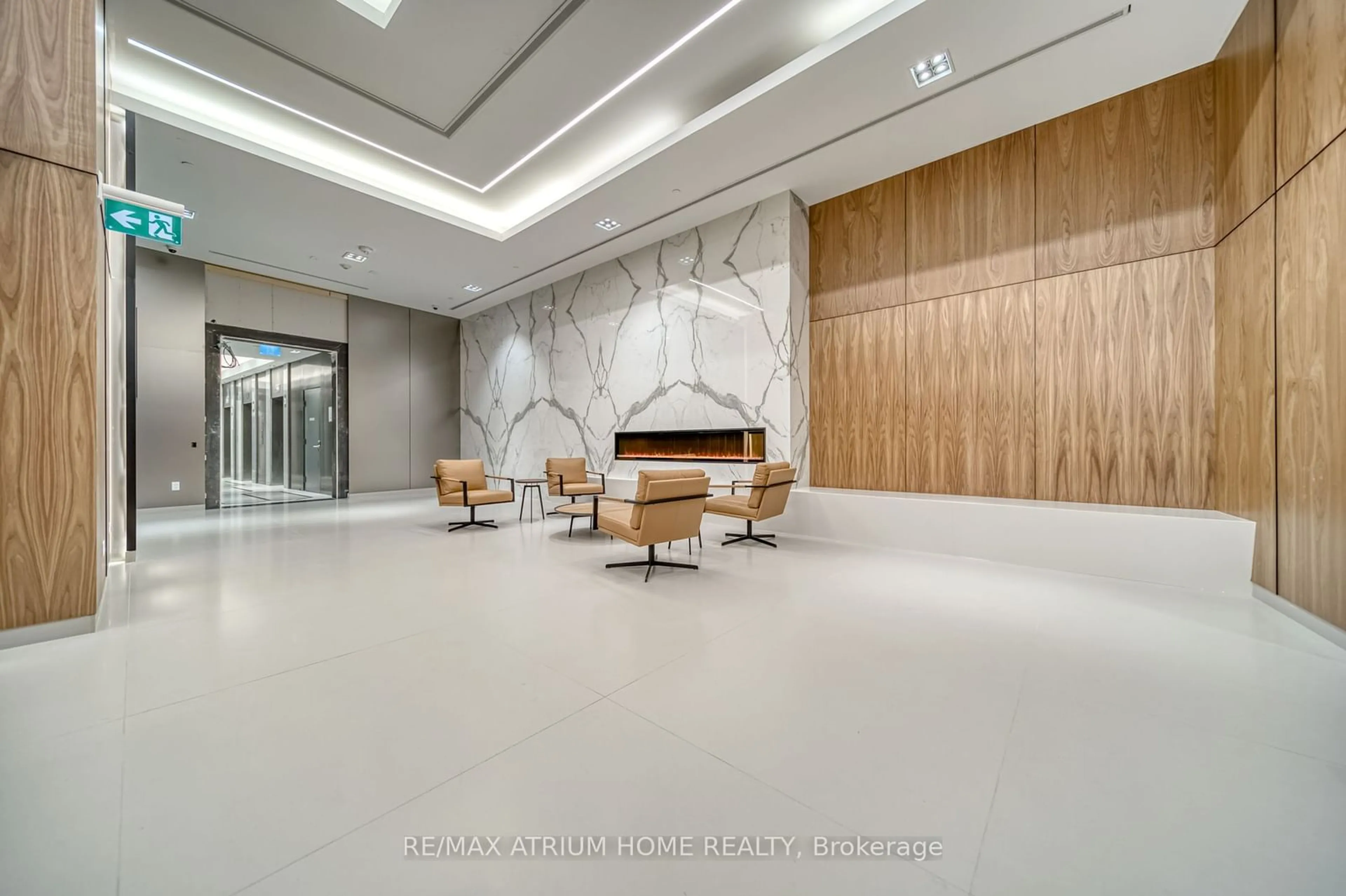 Lobby for 28 Freeland St #5302, Toronto Ontario M5E 0E3