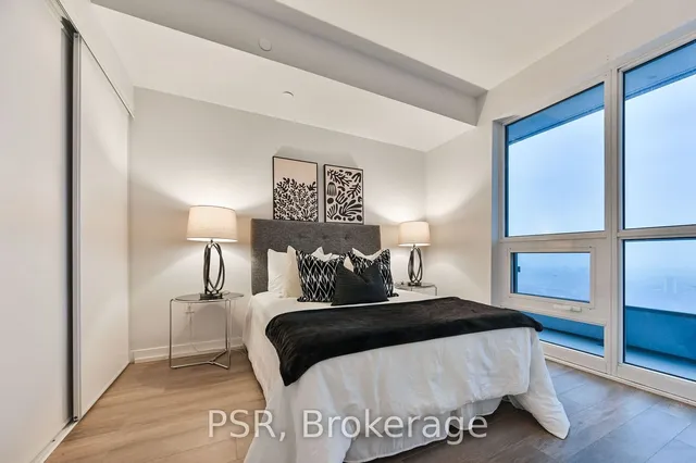 Additional property image - 395 Bloor St Unit 4409