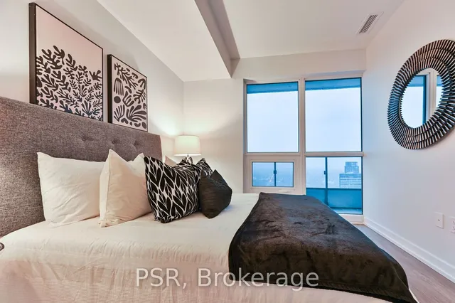 Additional property image - 395 Bloor St Unit 4409