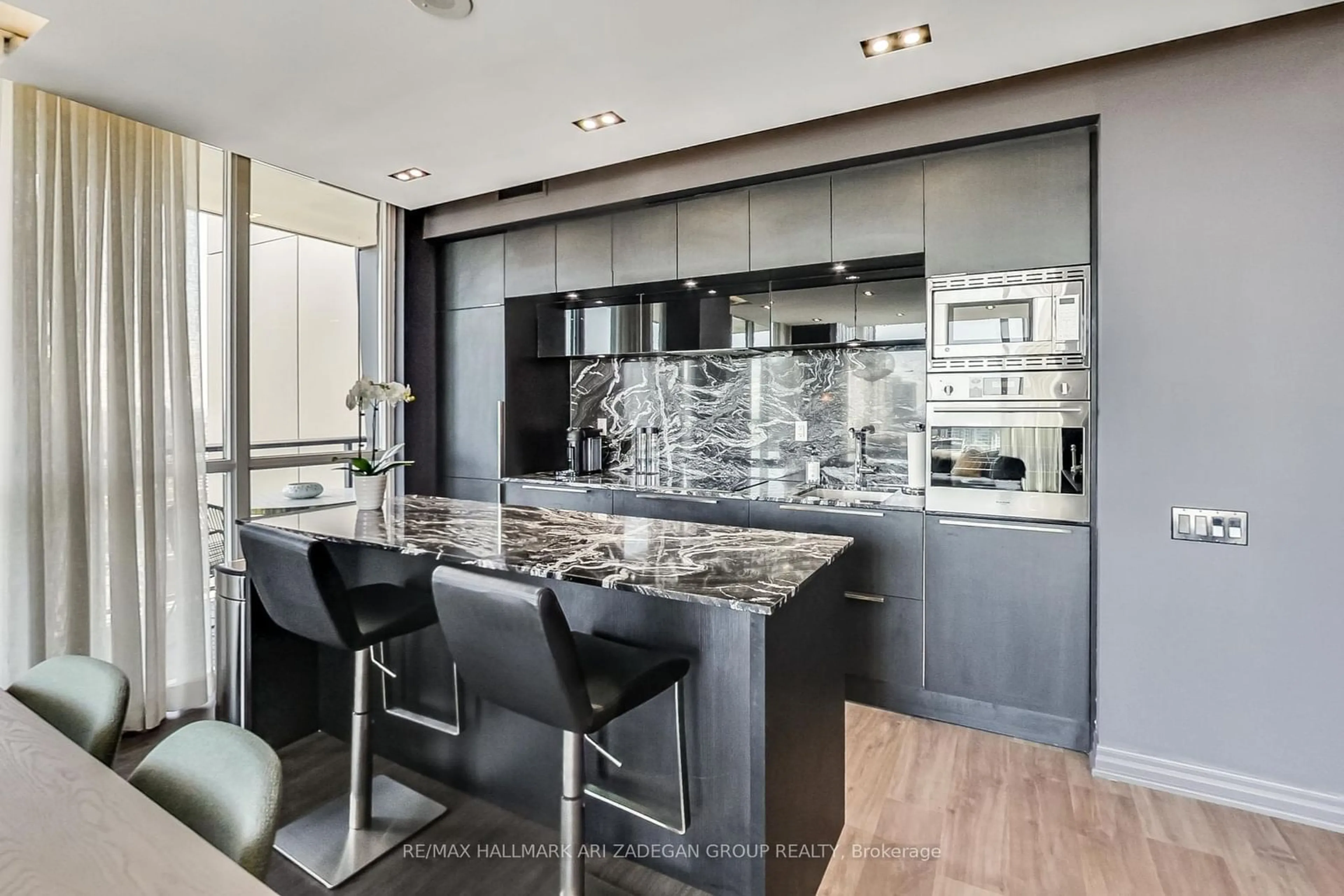 Contemporary kitchen, unknown for 88 Blue Jays Way #3108, Toronto Ontario M5V 0L7