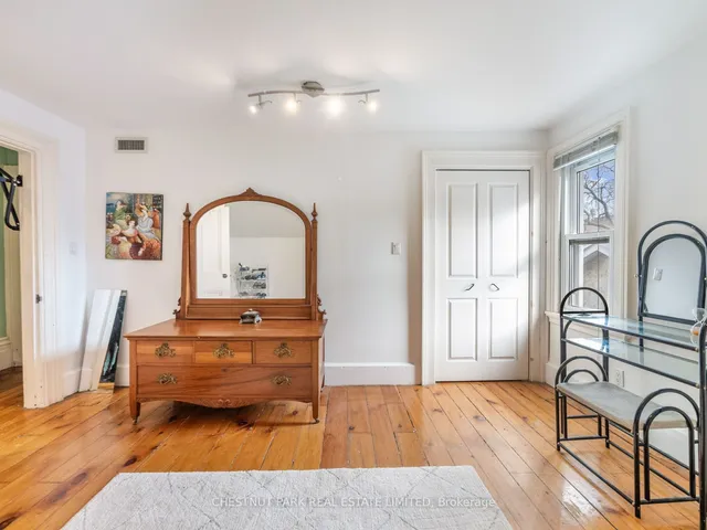 Additional property image - 126 Seaton St