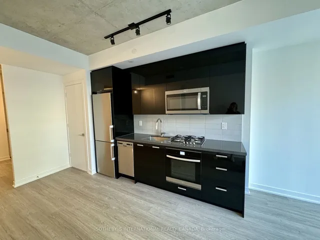 Additional property image - 195 McCaul St Unit 507