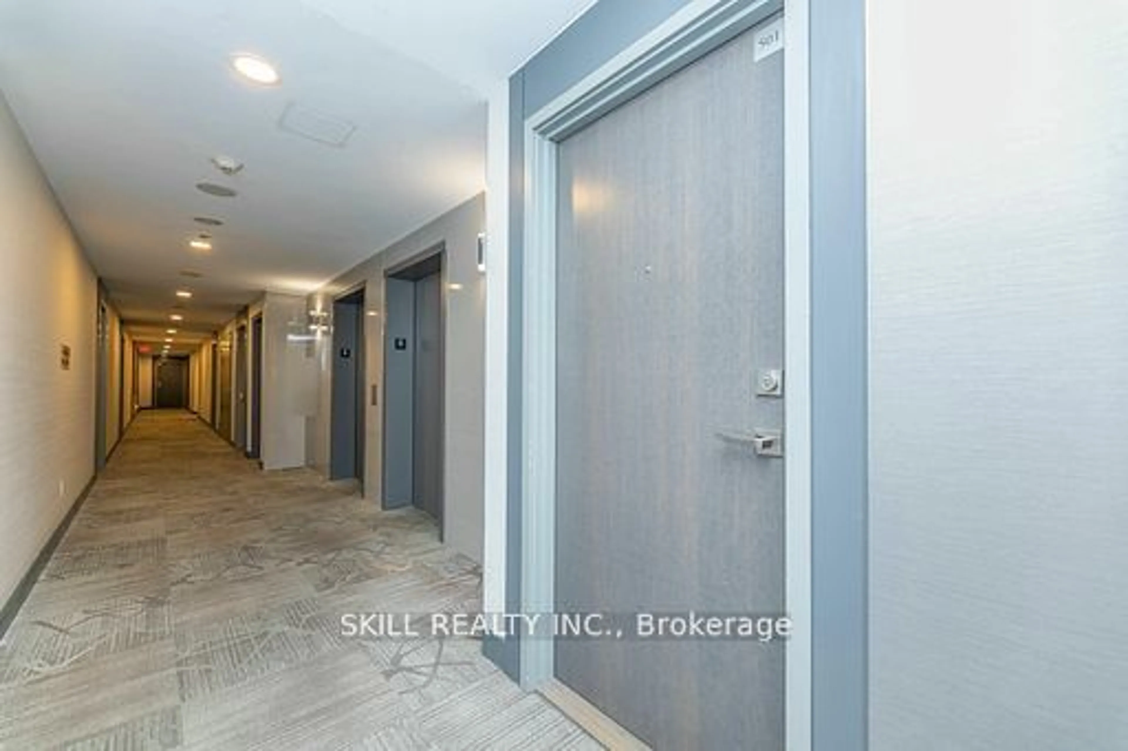 Indoor foyer for 20 Gladstone Unit# 501 Ave, Toronto Ontario M6J 0E9