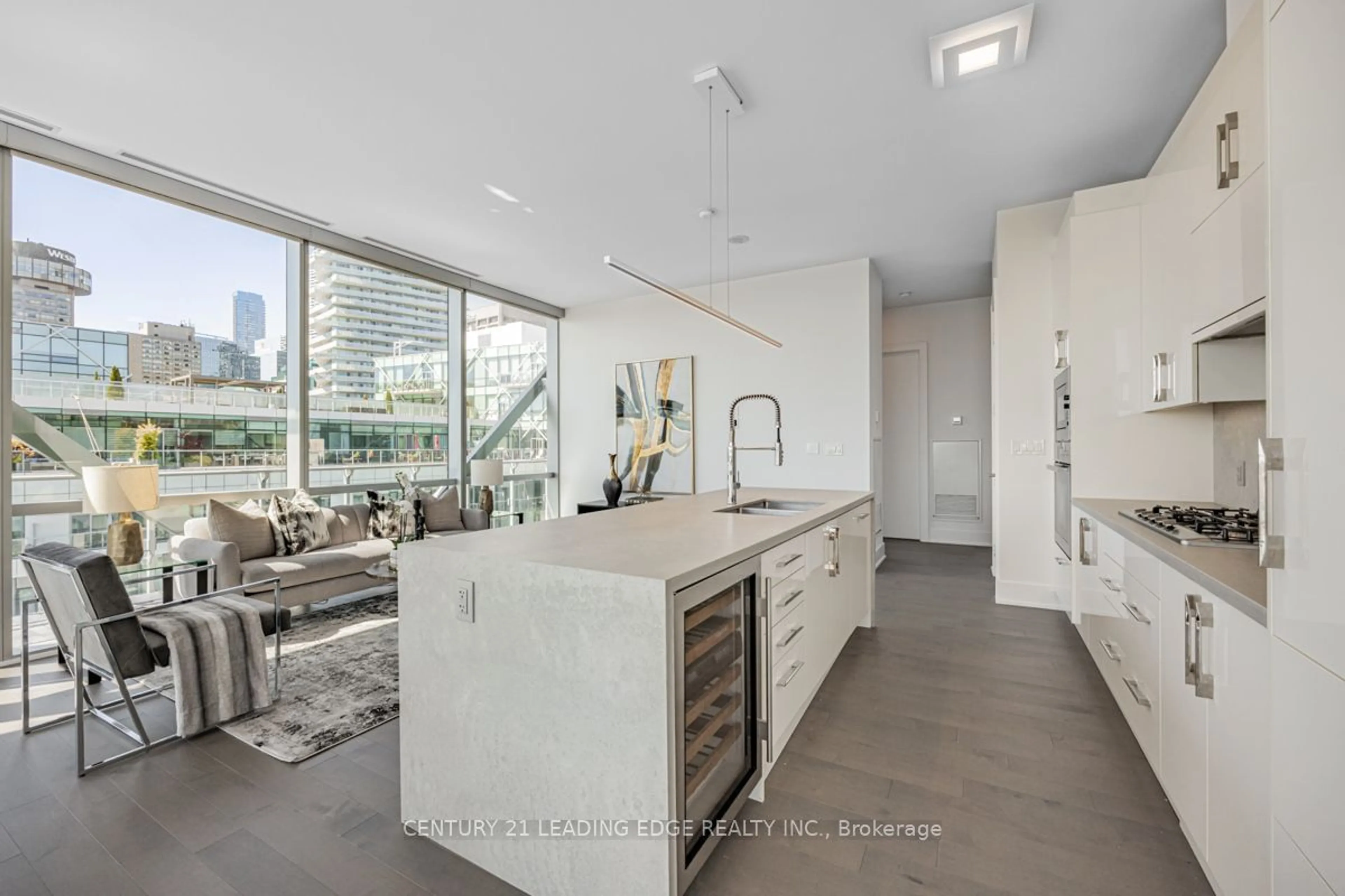 Open concept kitchen, unknown for 39 QUEENS Quay #1211, Toronto Ontario M5E 0A5