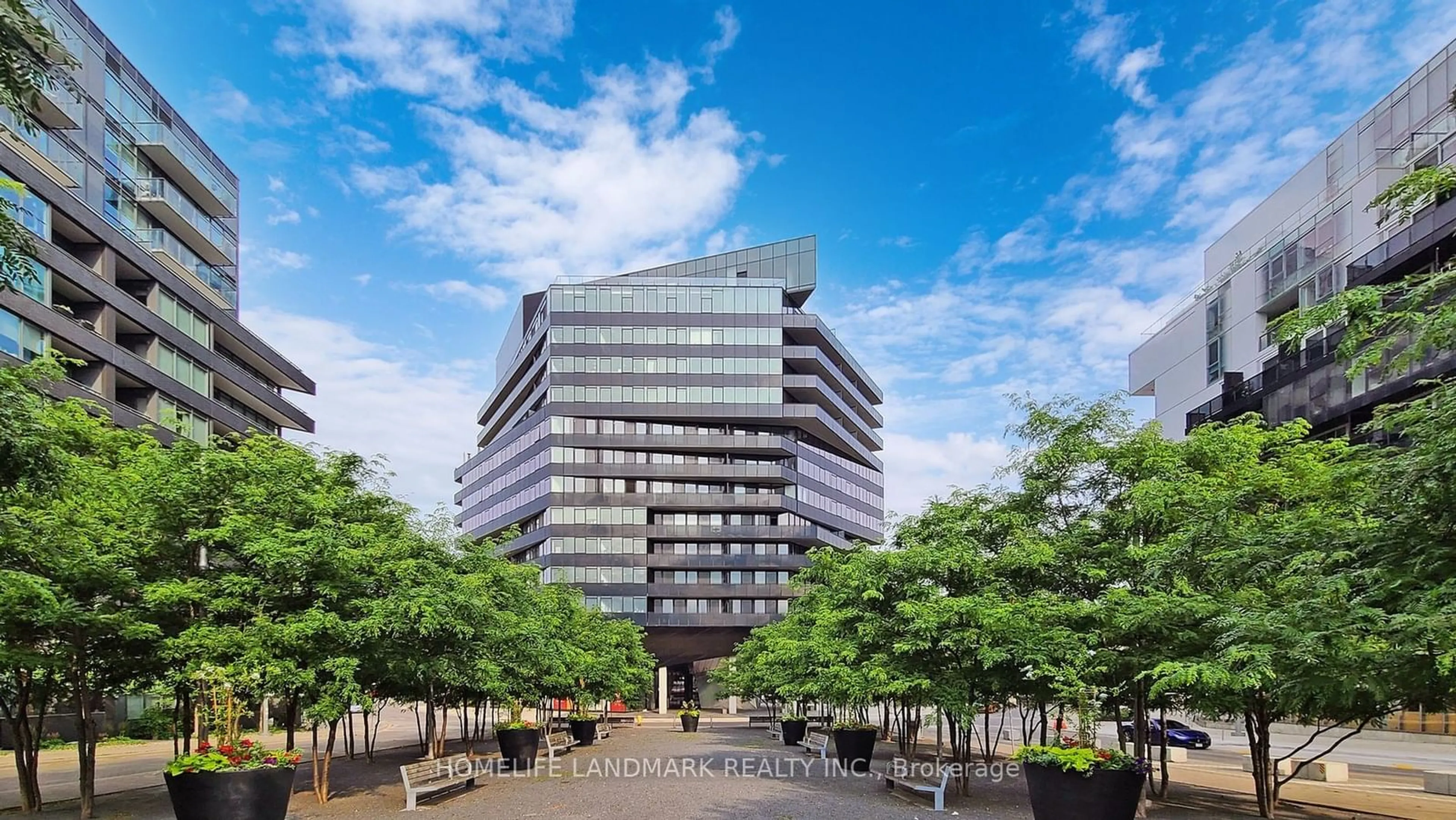 Indoor foyer for 21 Lawren Harris Sq #301, Toronto Ontario M5A 0T4