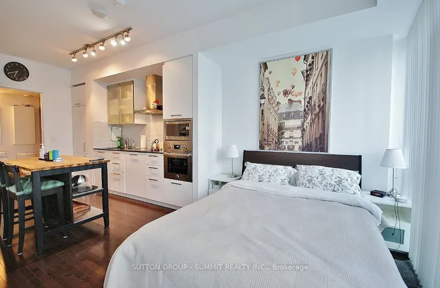 Additional property image - 14 YORK St Unit 3001