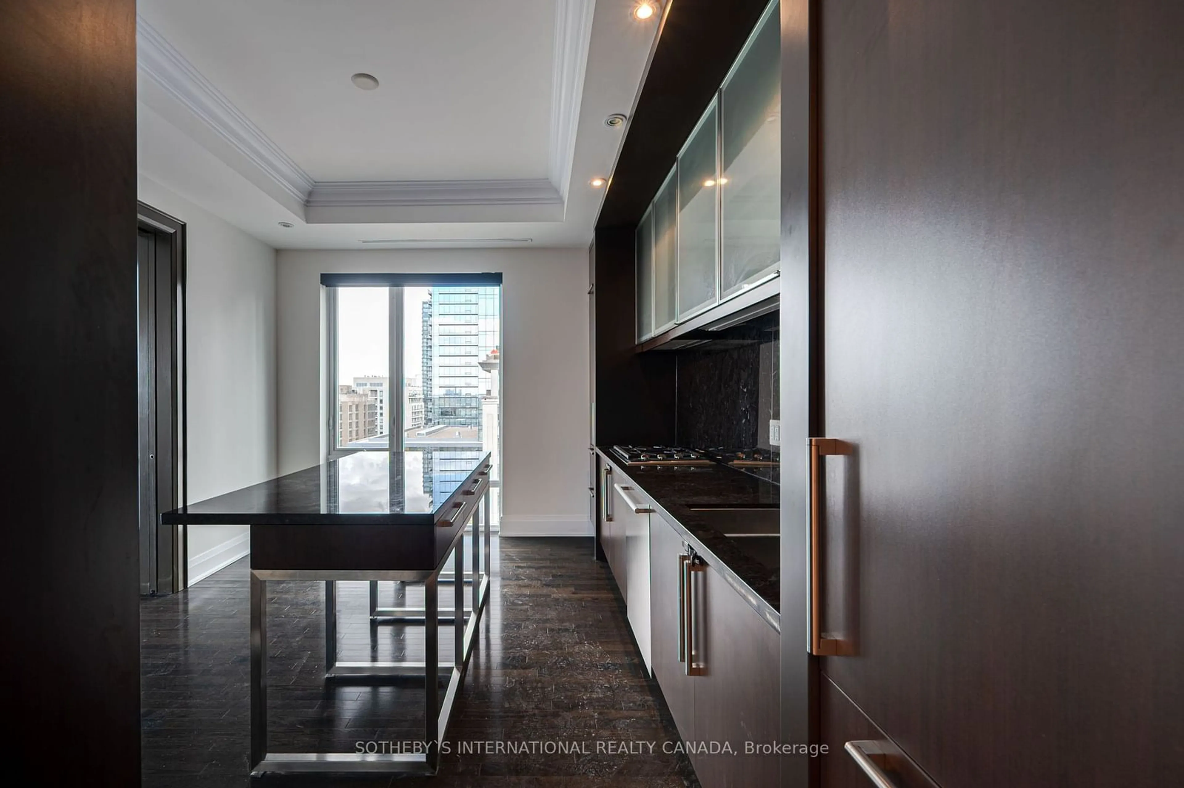 Unknown for 80 Yorkville Ave #1402, Toronto Ontario M5R 2C2